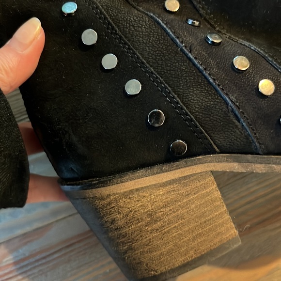 Rebels Leather Grommet Boots 6 - Picture 7 of 7